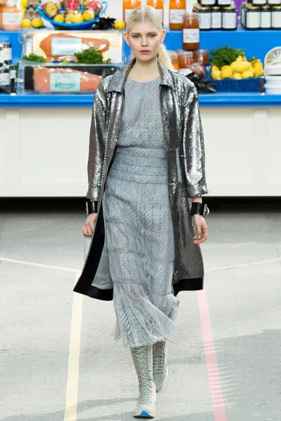 Look 66
